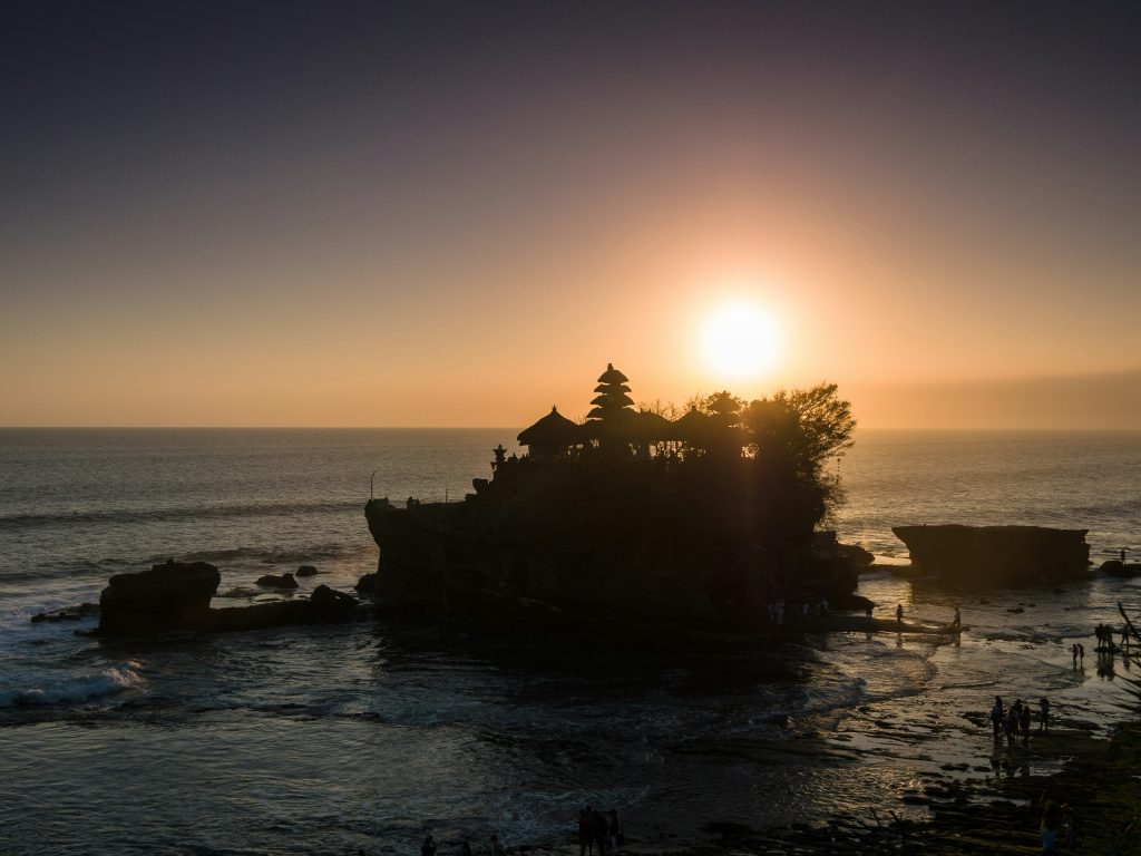 tanah lot bali
